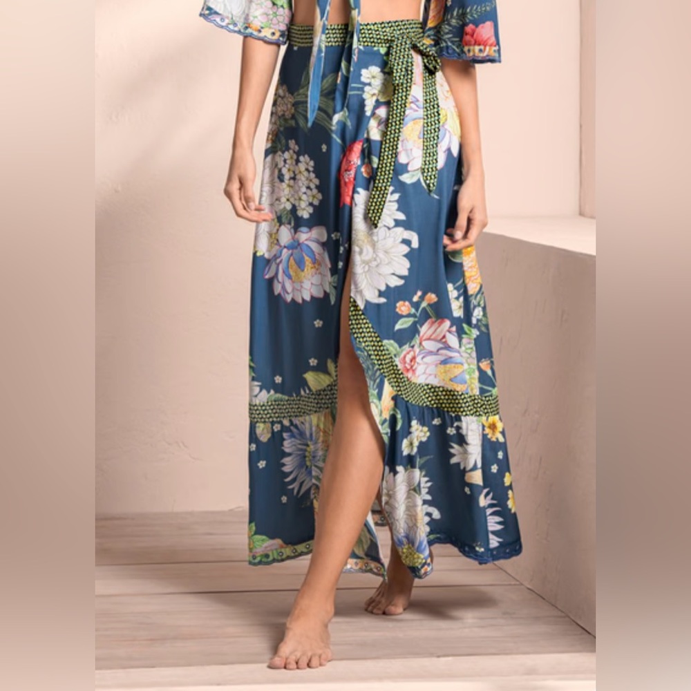 Maaji skirt - convertible wrap skirt / dress “Romantica” size Medium